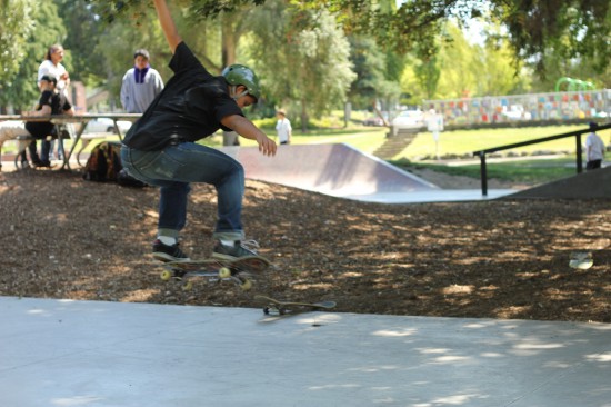 Tyvon Skating 550x366 the Summer Board according to Tyvon